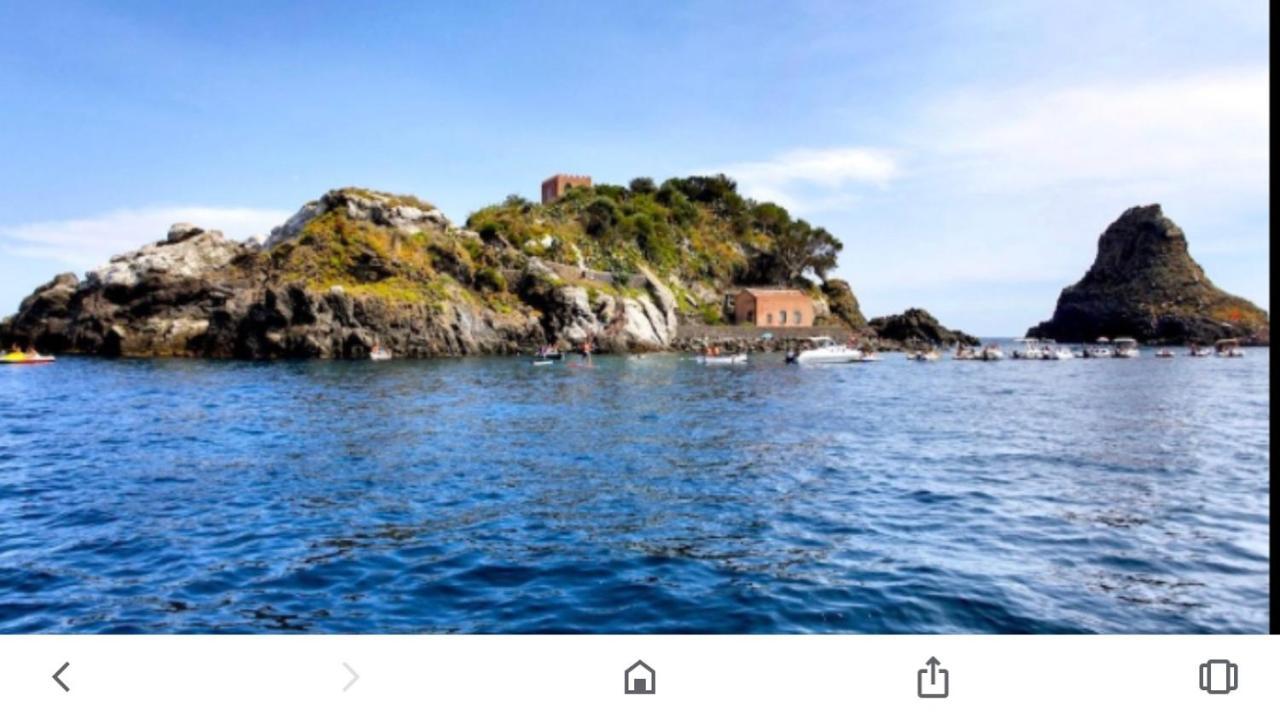 Апартаменти Casa Galatea Ачи-Трецца Екстер'єр фото